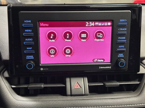 Used 2022 Toyota RAV4 LE image 35