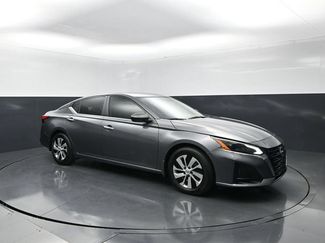 Used 2025 Nissan Altima 2.5 S FWD video 1