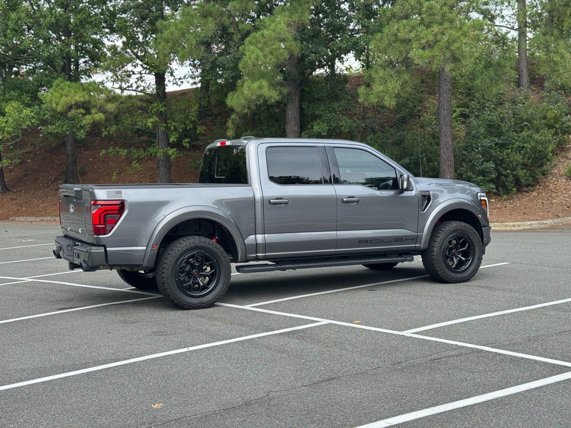 Used 2025 Ford F150 Lariat w/ Equipment Group 502A High AWD/4WD image 15