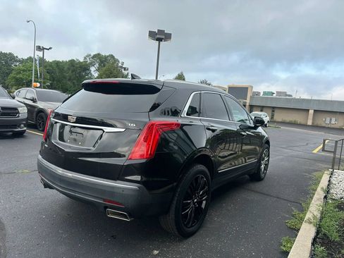 Used 2017 Cadillac XT5 Premium Luxury w/ LPO, Wheel Lock Package FWD image 4
