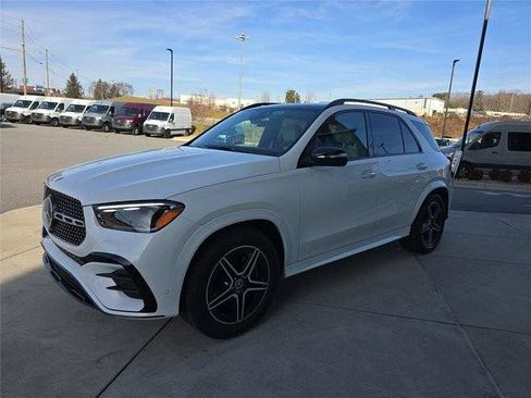 Certified 2025 Mercedes-Benz GLE 450 4MATIC image 10