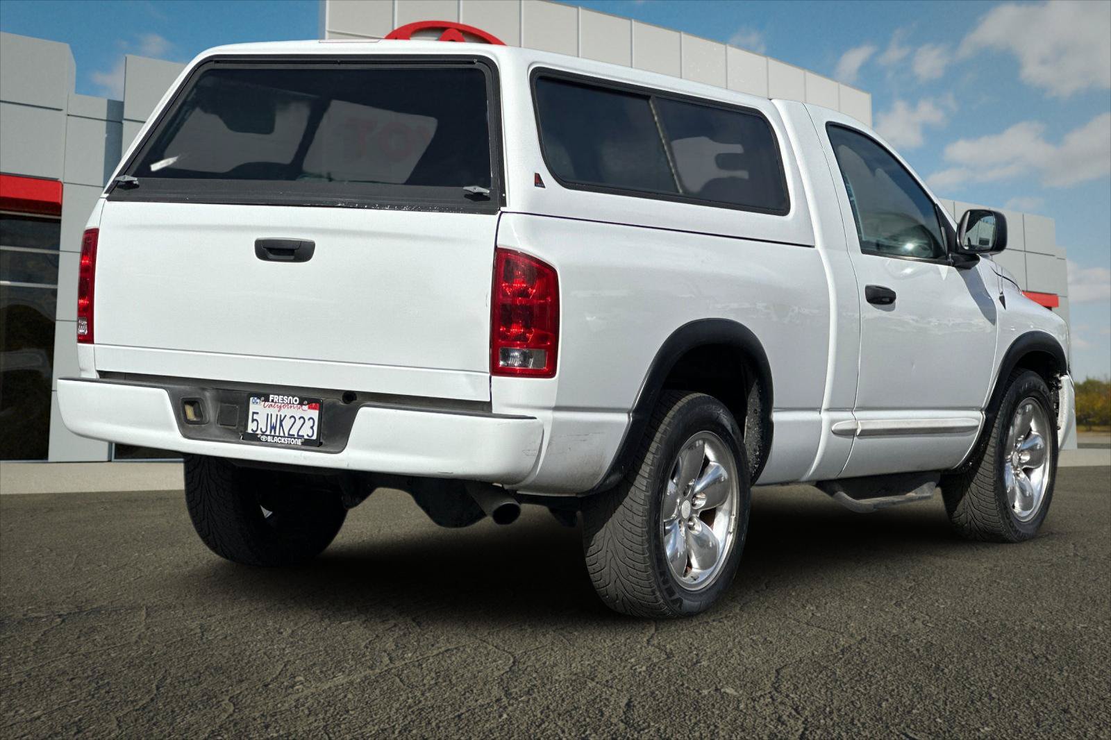 Used 2004 Dodge Ram 1500 Truck SLT w/ Sport Appearance Group RWD image 3