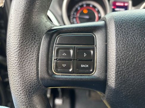 Used 2012 Dodge Journey SXT w/ Flexible Seating Group image 15