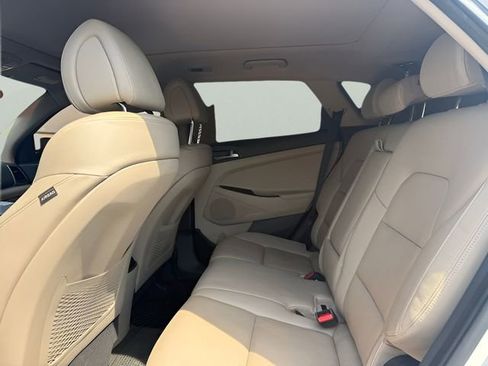 Used 2016 Hyundai Tucson Limited w/ Option Group 03 AWD/4WD image 8