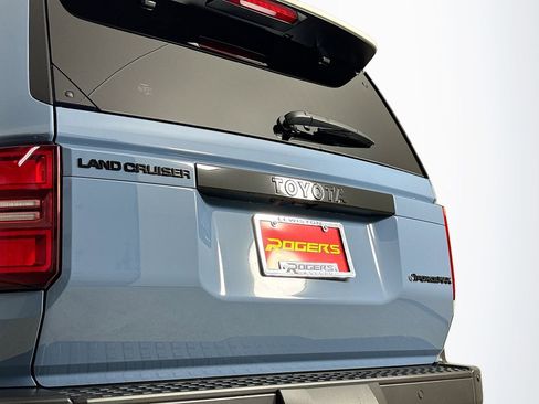 New 2026 Toyota Land Cruiser w/ Premium Package image 28