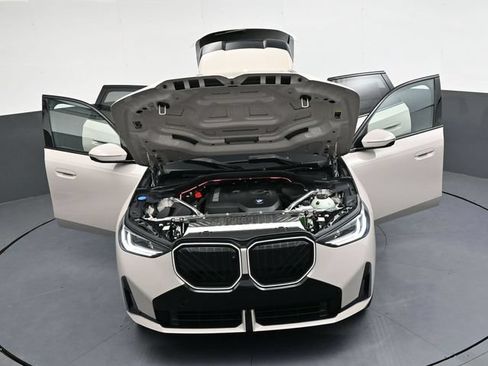 Used 2025 BMW X3 xDrive30i w/ Premium Package AWD/4WD image 40