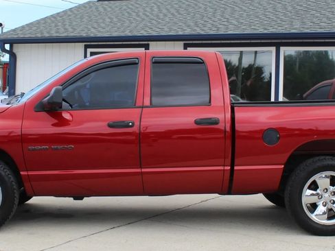 Used 2006 Dodge Ram 1500 Truck SLT RWD image 2