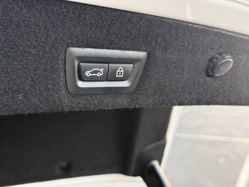 Used 2018 BMW 740i RWD image 38