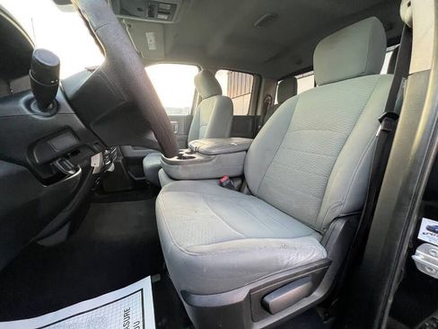 Used 2018 RAM 1500 Classic SLT image 20