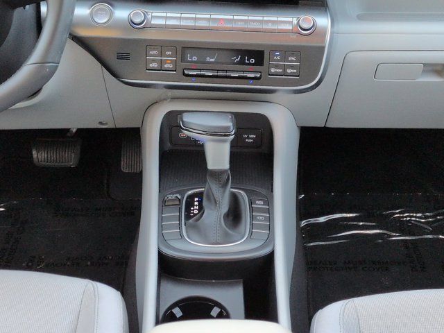 Used 2024 Hyundai Kona SEL FWD image 18