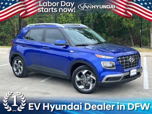 Certified 2025 Hyundai Venue SEL FWD image 1