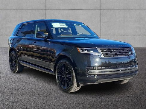 New 2026 Land Rover Range Rover Long Wheelbase SE image 2