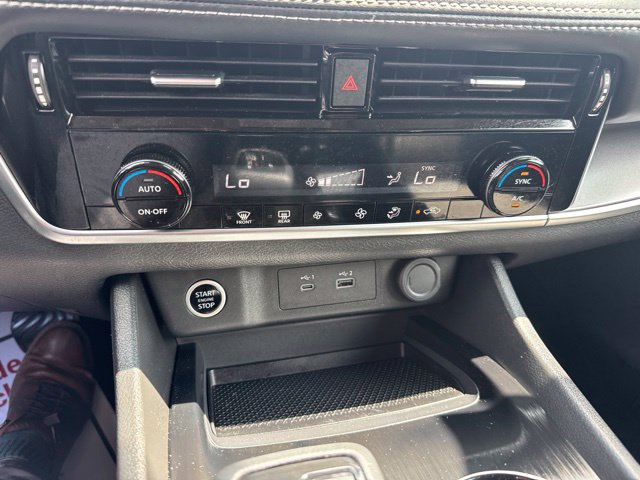 Certified 2023 Nissan Rogue SV AWD/4WD image 25