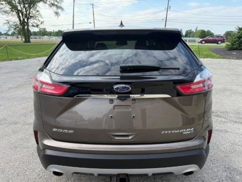 Used 2019 Ford Edge Titanium w/ Cold Weather Package AWD/4WD image 4