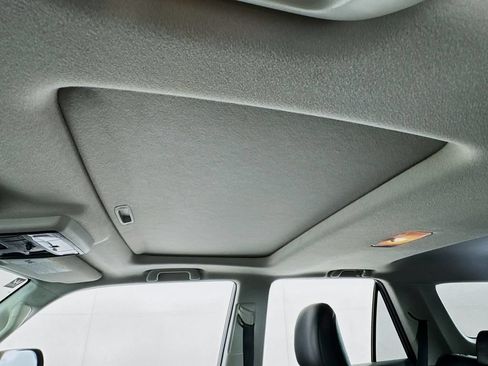 Used 2010 Toyota 4Runner Limited AWD/4WD image 15