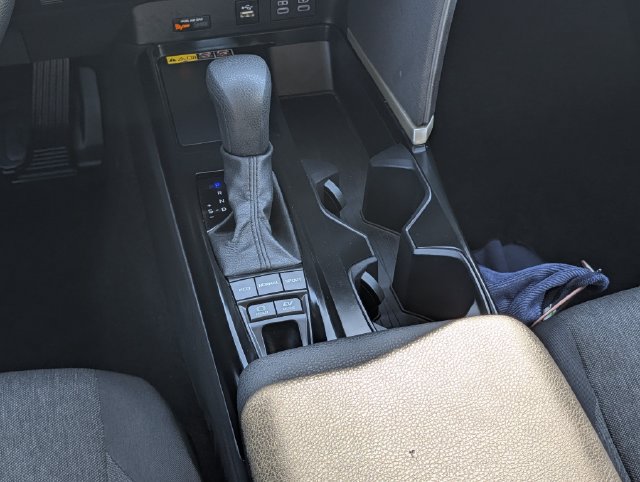 Used 2026 Toyota Camry LE FWD image 13