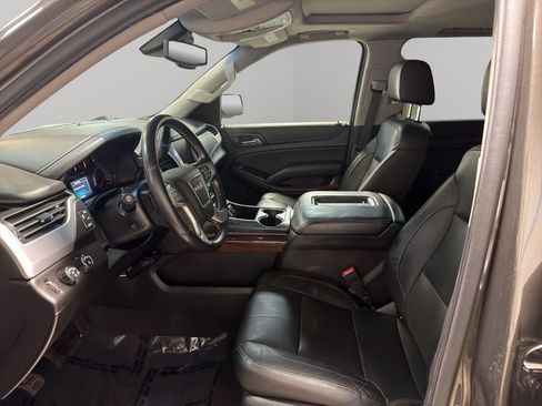 Used 2020 GMC Yukon XL SLT AWD/4WD image 10
