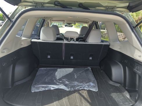 Used 2019 Subaru Forester w/ Popular Package #1 AWD/4WD image 11