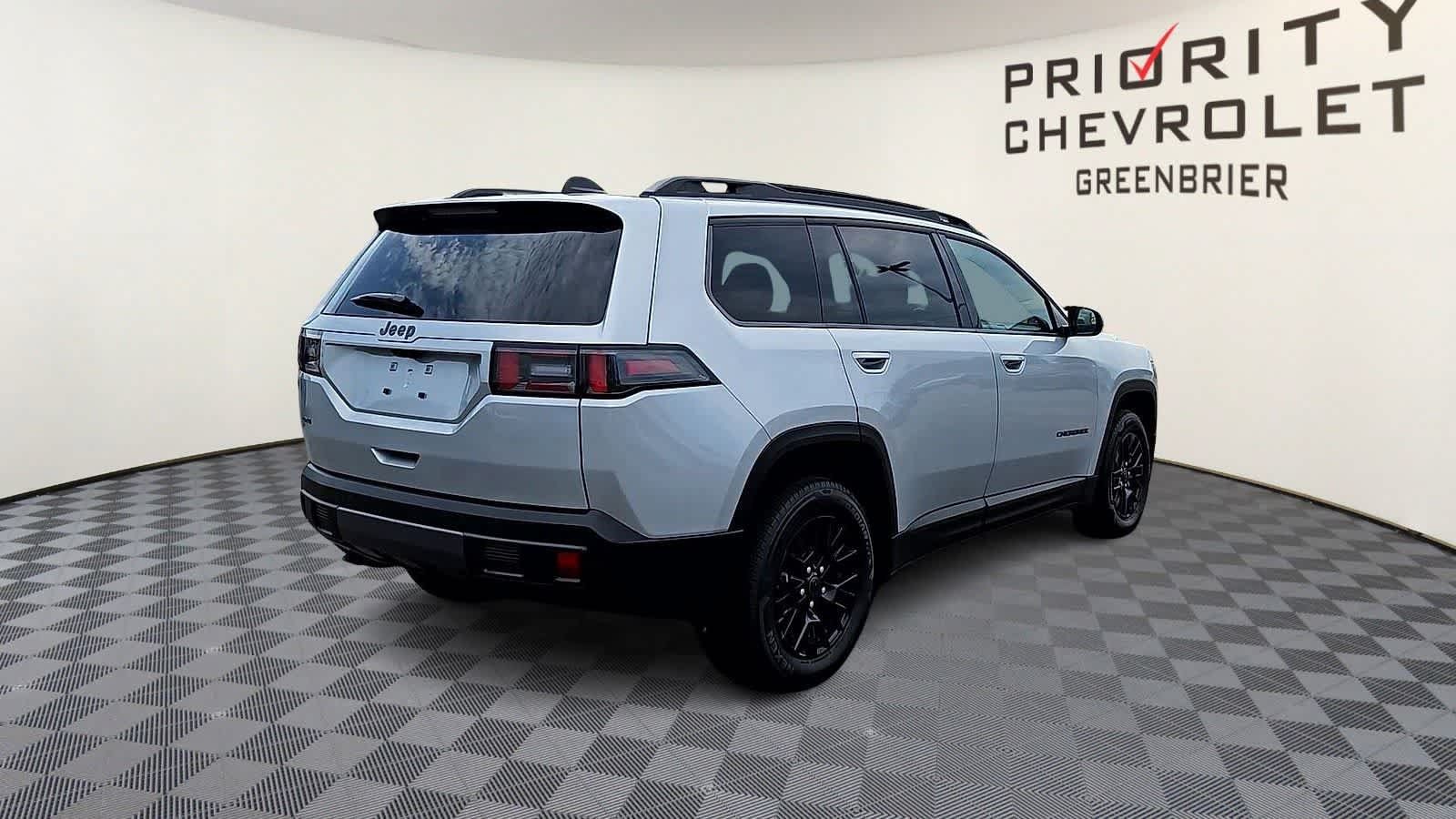Used 2026 Jeep Cherokee AWD/4WD image 8