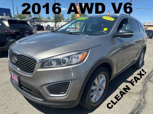 Used 2016 Kia Sorento LX AWD/4WD image 1