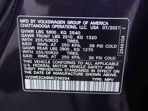 Used 2021 Volkswagen Atlas Cross Sport SE FWD image 32
