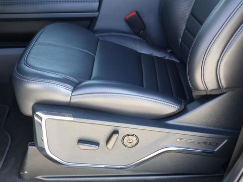 Used 2026 Ford F250 Platinum w/ Tremor Off-Road Package image 20