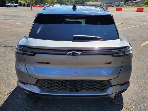 New 2025 Chevrolet Equinox EV RS w/ Convenience Package II image 10