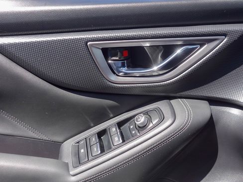 Used 2019 Subaru Forester Limited image 11