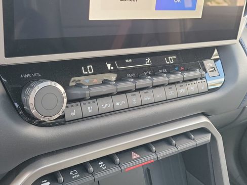 New 2026 Toyota Sequoia Platinum AWD/4WD image 16