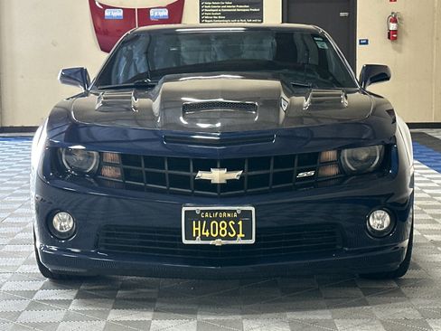 Used 2011 Chevrolet Camaro SS image 9