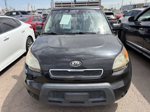 Used 2010 Kia Soul + w/ Audio Pkg FWD image 3