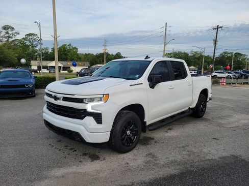 Used 2024 Chevrolet Silverado 1500 RST w/ LPO, Liner Protection Package AWD/4WD image 4