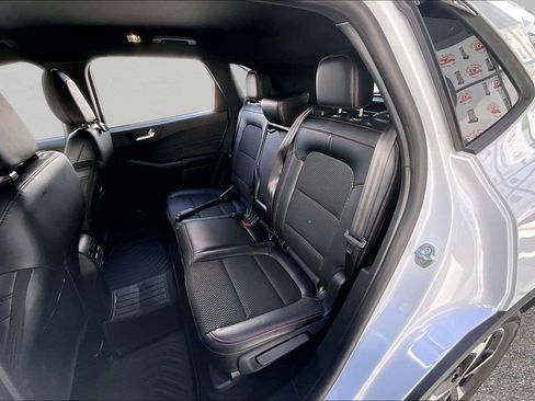 Used 2025 Ford Escape ST-Line Select AWD/4WD image 22