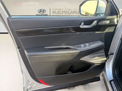 Used 2024 Hyundai Palisade Calligraphy image 18