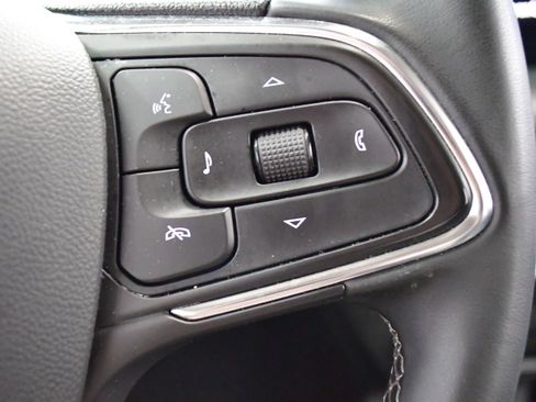 Used 2025 Buick Encore GX Preferred FWD image 23