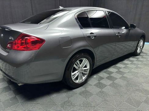 Used 2011 INFINITI G37 x Sedan w/ Premium Pkg image 16