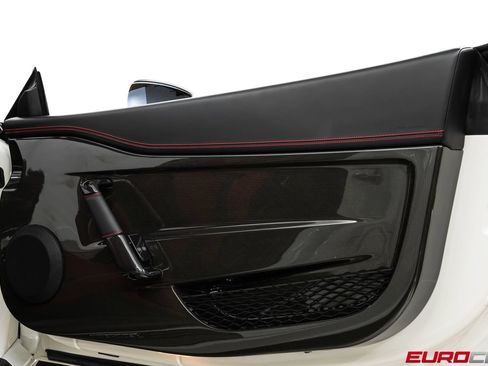Used 2015 Ferrari 458 Speciale Coupe RWD image 29