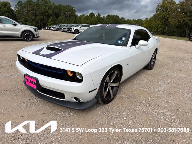 Used 2019 Dodge Challenger R/T w/ Driver Convenience Group RWD image 3