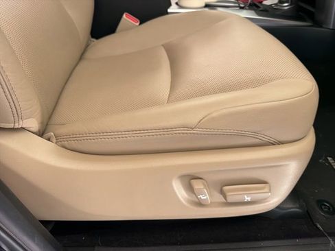 Used 2024 Toyota 4Runner Limited image 10