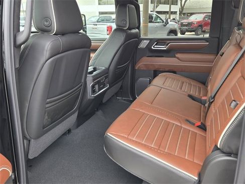 New 2026 GMC Sierra 2500 Denali Ultimate image 7
