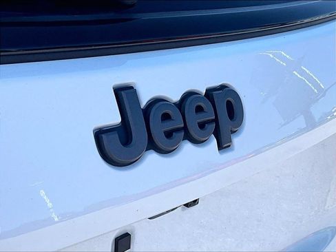 Used 2023 Jeep Compass High Altitude AWD/4WD image 9