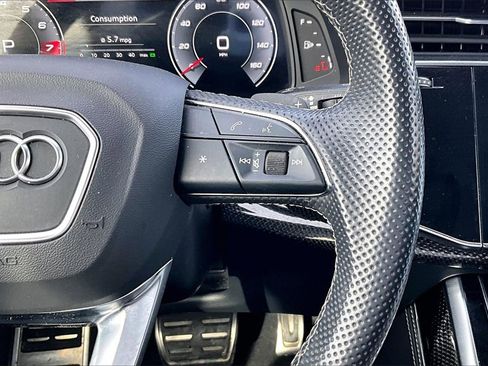 Used 2022 Audi SQ7 Premium Plus w/ SQ7 Executive Package image 17