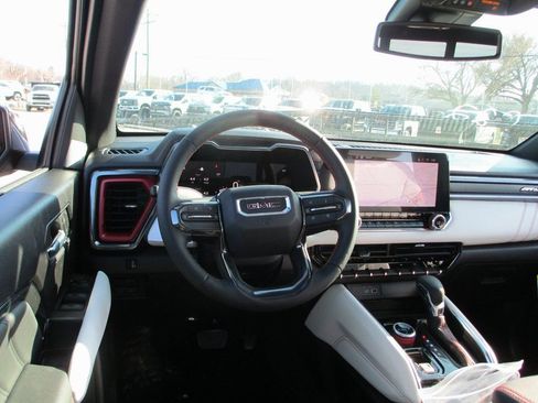 New 2026 GMC Canyon AT4X image 15