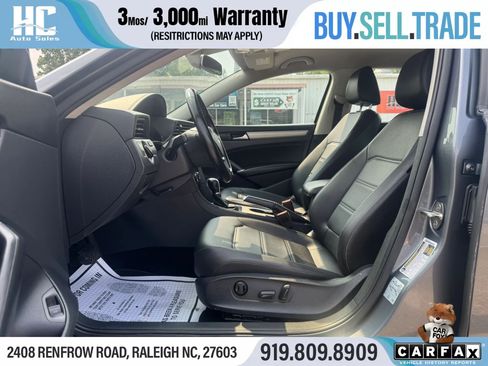 Used 2020 Volkswagen Passat 2.0T SE FWD image 12