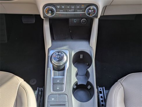 Certified 2020 Ford Escape SE Sport image 18