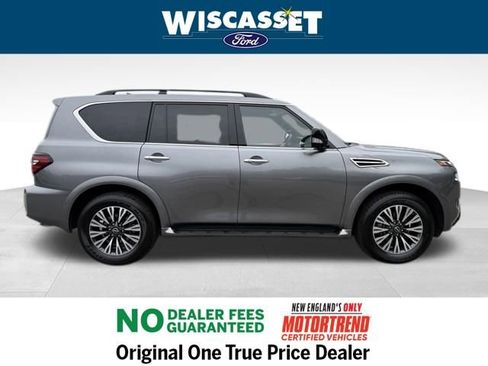 Used 2023 Nissan Armada SL w/ Midnight Edition Package image 6