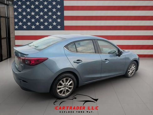 Used 2016 MAZDA MAZDA3 i Sport w/ Preferred Equipment Package FWD image 5