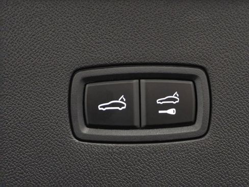 New 2026 Porsche Cayenne GTS AWD/4WD image 23