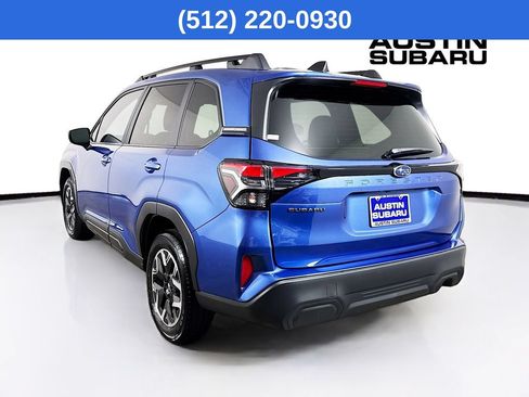 Used 2026 Subaru Forester Premium AWD/4WD image 6