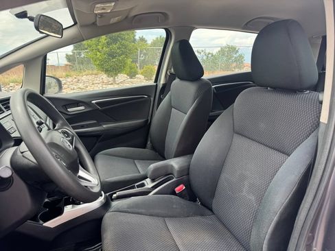 Used 2019 Honda Fit LX image 7